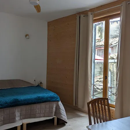 Apartament 3 Pieces A Sommières